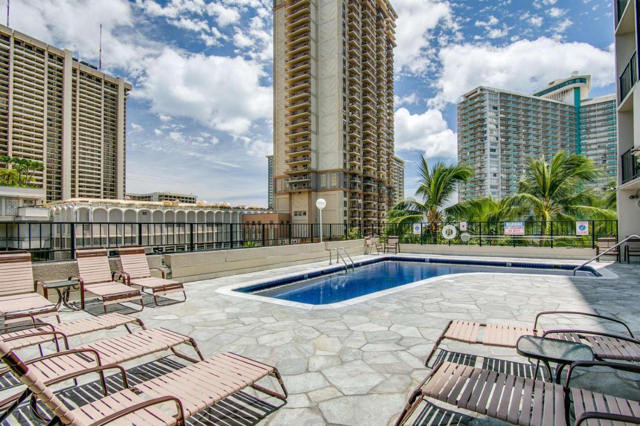 Renovated With City View At Aqua Palms Waikiki 호놀룰루 외부 사진